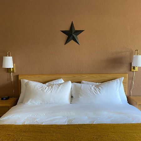 The Benson Motel - Benson, Mn - Us-12 Hwy Bagian luar foto
