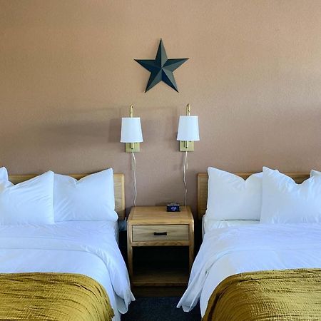 The Benson Motel - Benson, Mn - Us-12 Hwy Bagian luar foto