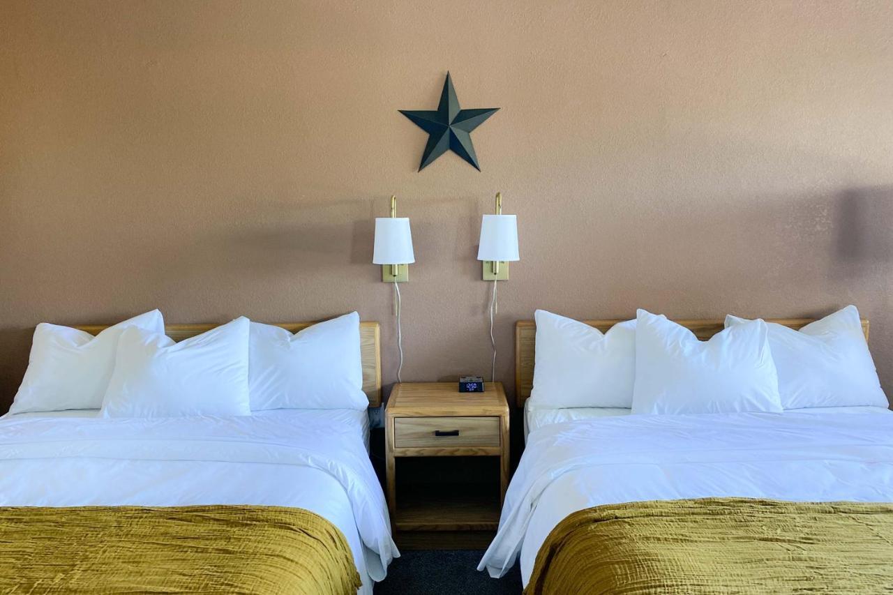 The Benson Motel - Benson, Mn - Us-12 Hwy Bagian luar foto